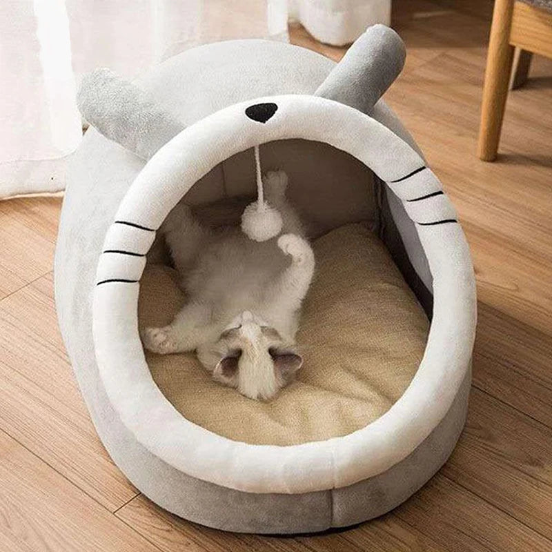 DreamCave™ Cozy Enclosed Cat Bed